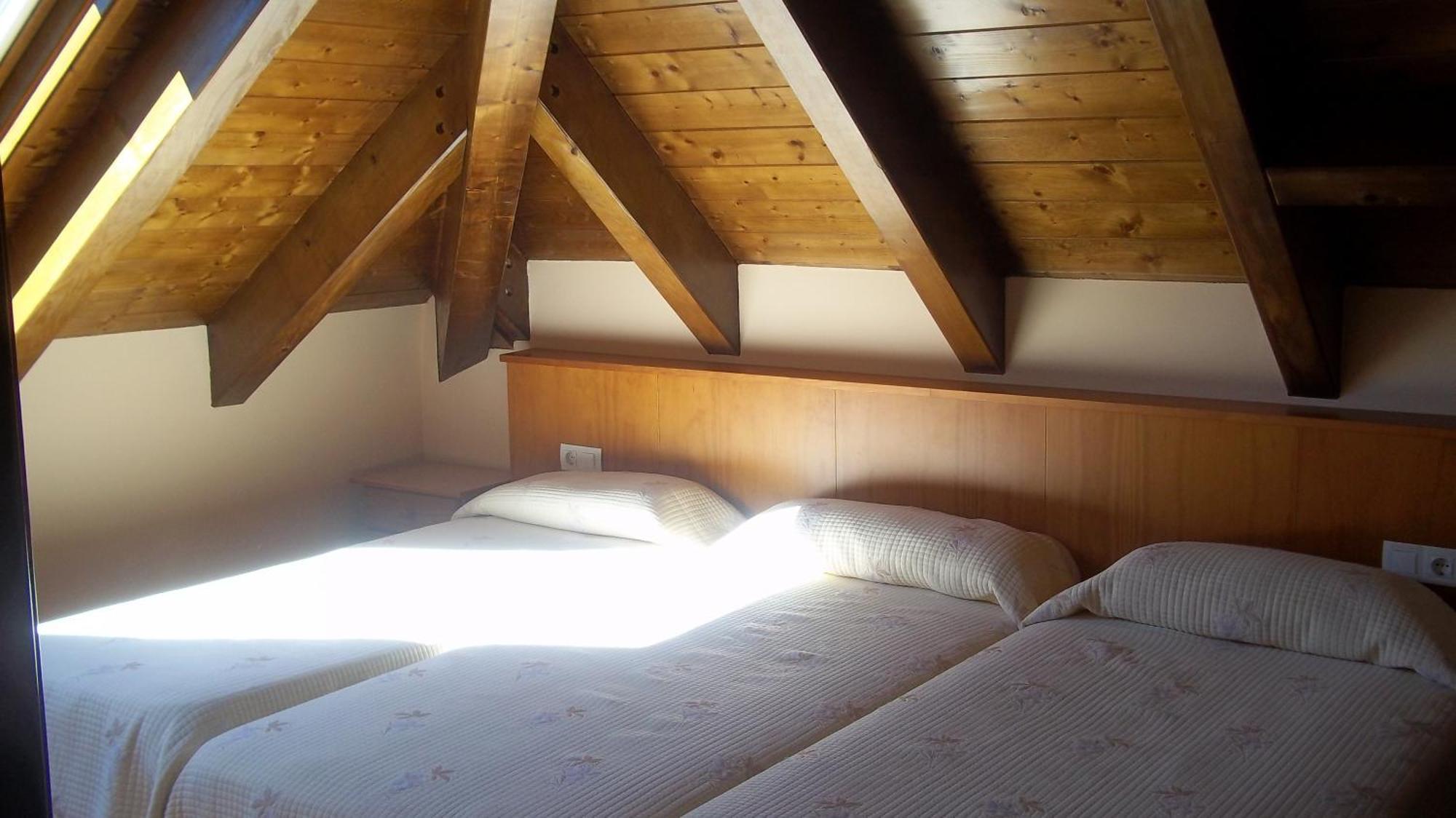 Hostal Pernalle Эрильяваль Экстерьер фото
