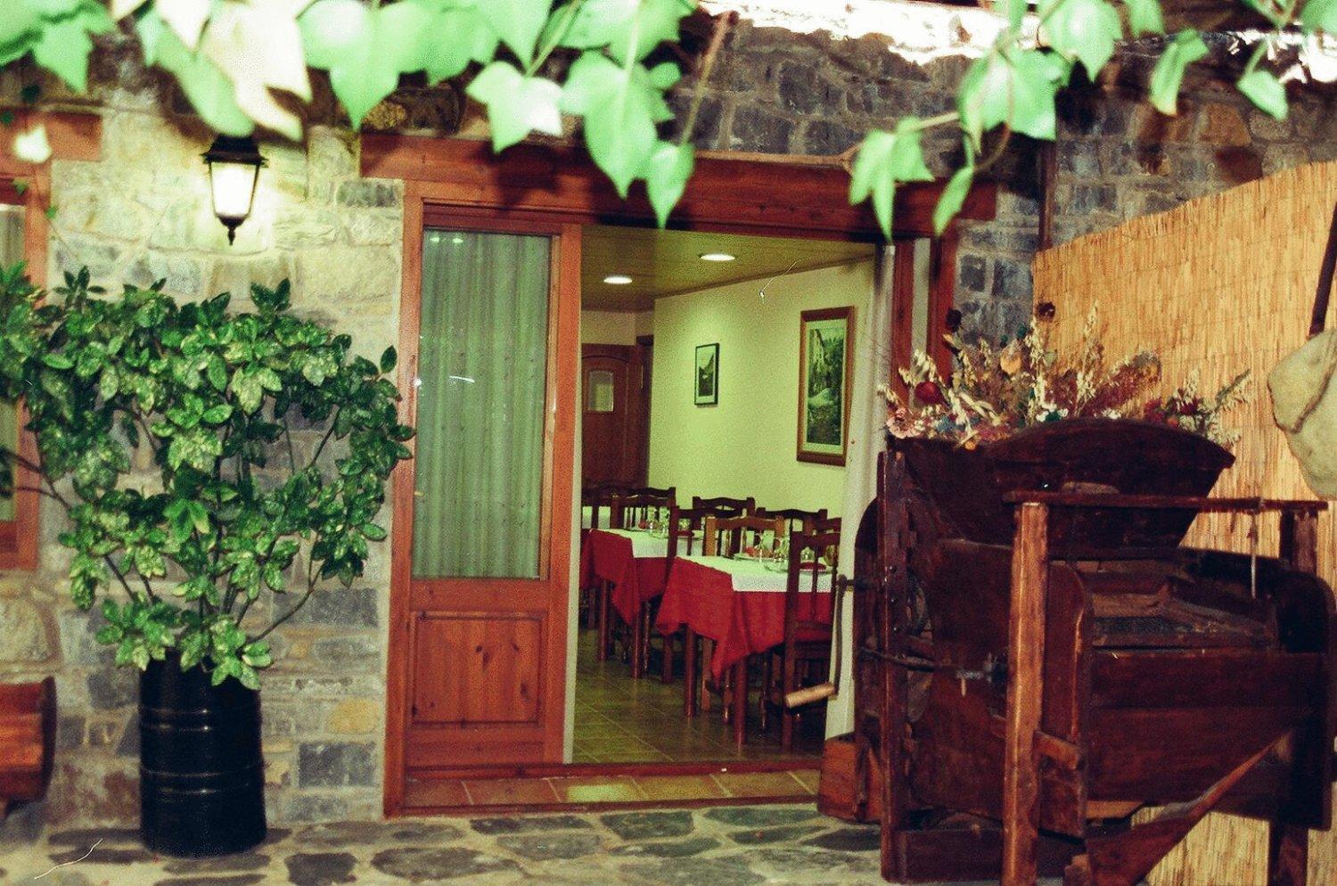 Hostal Pernalle Эрильяваль Экстерьер фото