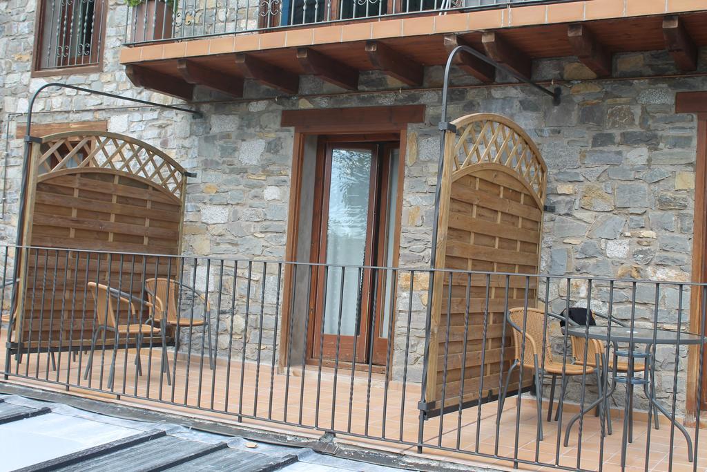 Hostal Pernalle Эрильяваль Экстерьер фото