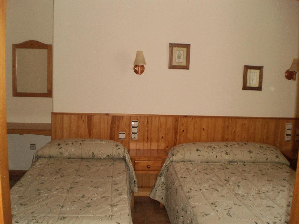 Hostal Pernalle Эрильяваль Экстерьер фото